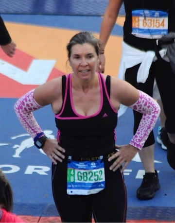 Julia Harrison-Lee completing her third marathon